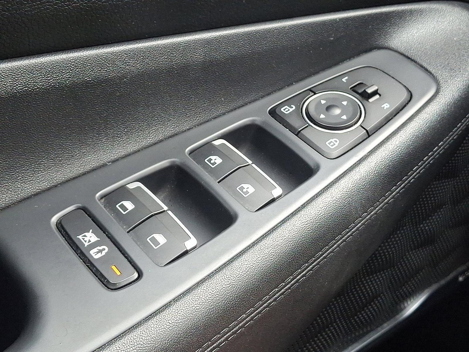 2020 Hyundai SANTA FE Vehicle Photo in Harrisburg, PA 17111