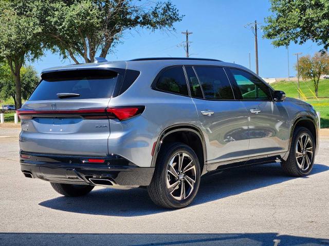 2025 Buick Enclave Vehicle Photo in DENTON, TX 76210-9321