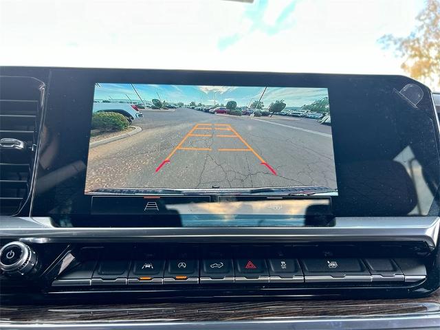 2023 GMC Sierra 1500 Vehicle Photo in GOODYEAR, AZ 85338-1310