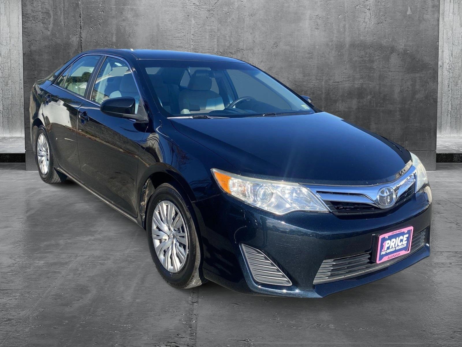 2012 Toyota Camry Vehicle Photo in TIMONIUM, MD 21093-2300