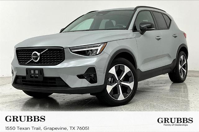 2024 Volvo XC40 Vehicle Photo in Grapevine, TX 76051