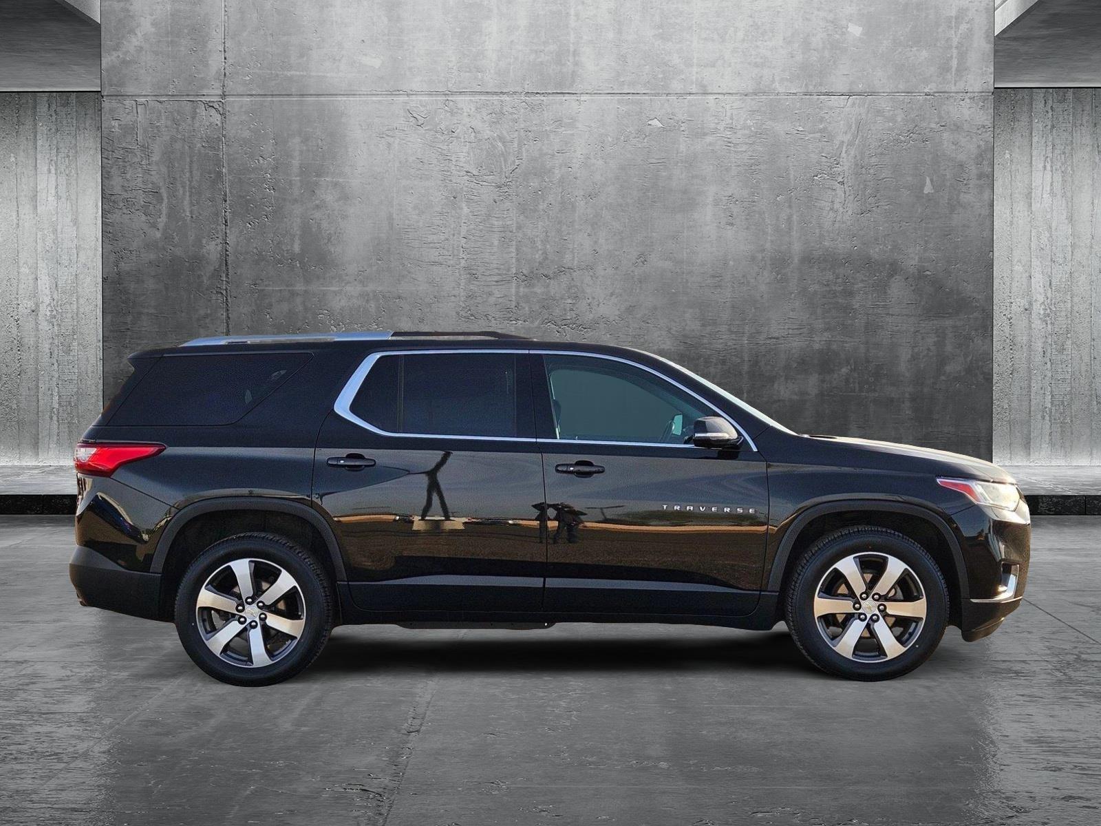 2018 Chevrolet Traverse Vehicle Photo in PEORIA, AZ 85382-3715