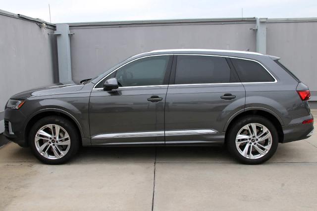 2024 Audi Q7 Vehicle Photo in SUGAR LAND, TX 77478