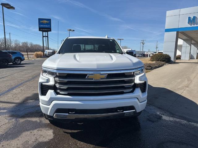 2025 Chevrolet Silverado 1500 Vehicle Photo in MANHATTAN, KS 66502-5036