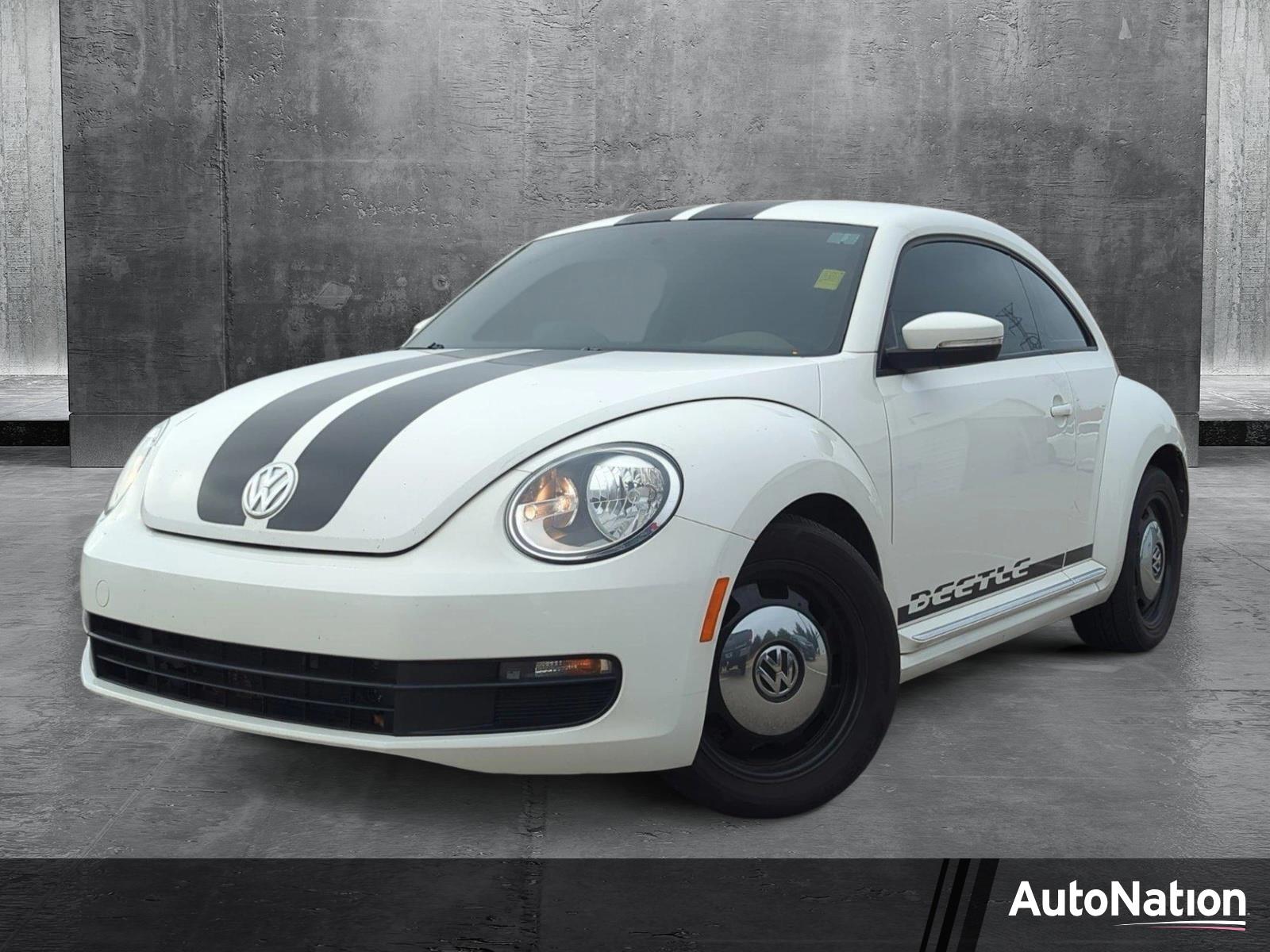 2013 Volkswagen Beetle Coupe Vehicle Photo in Memphis, TN 38125