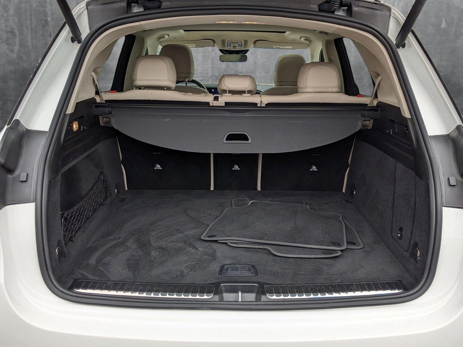 2024 Mercedes-Benz GLE Vehicle Photo in TIMONIUM, MD 21093-2300