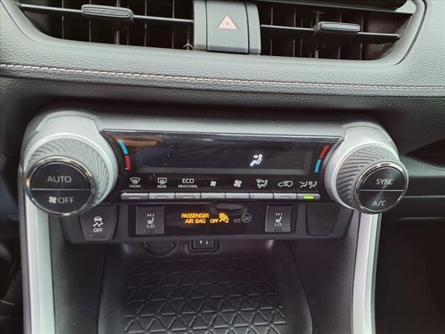 2019 Toyota RAV4 Vehicle Photo in HENDERSON, NC 27536-2966