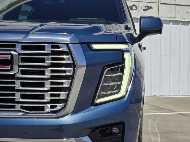 2025 GMC Yukon XL Vehicle Photo in DALLAS, TX 75209-3016