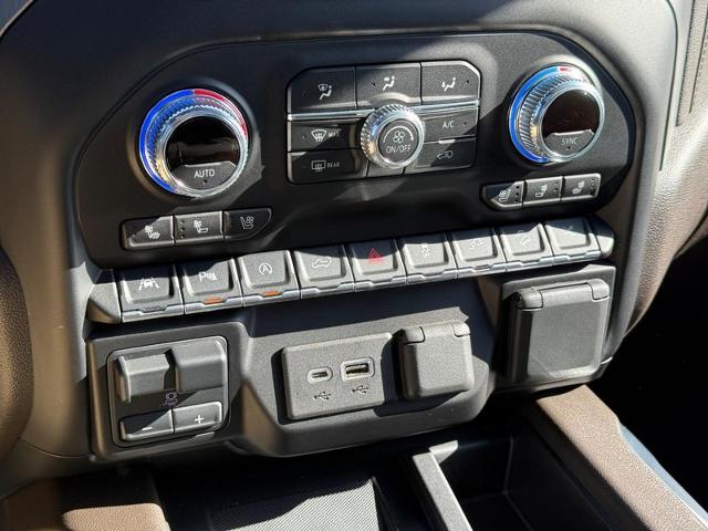 2021 GMC Sierra 1500 Vehicle Photo in COLUMBIA, MO 65203-3903