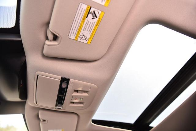 2025 Nissan Murano Vehicle Photo in Ballwin, MO 63011