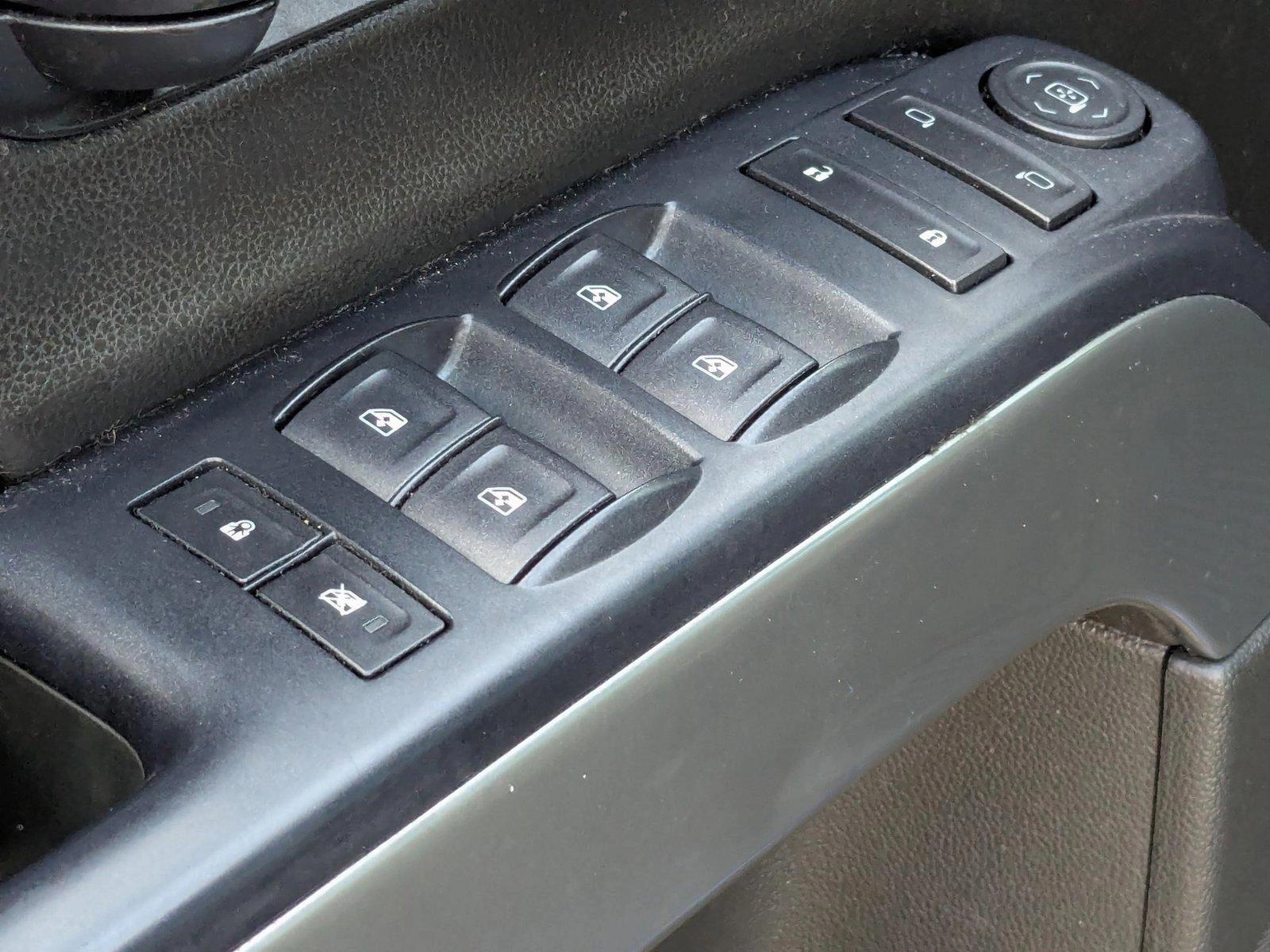 2014 Chevrolet Silverado 1500 Vehicle Photo in PEMBROKE PINES, FL 33024-6534
