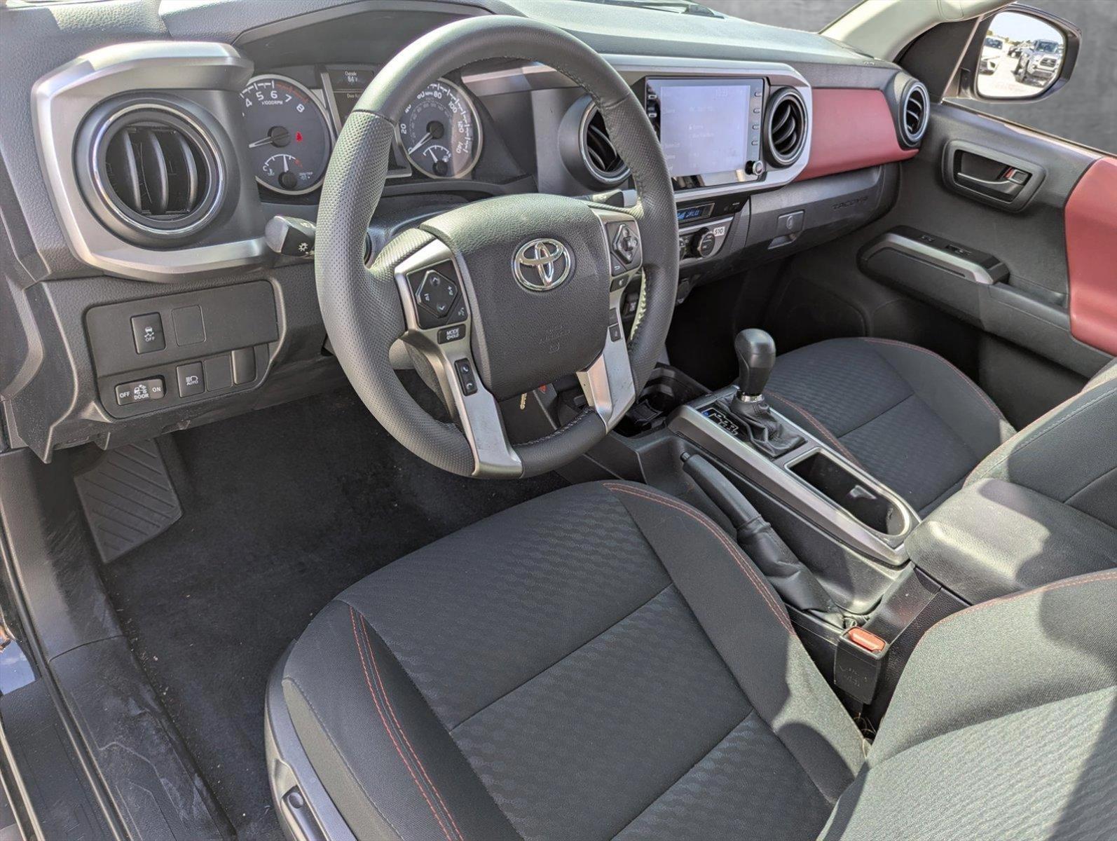 2022 Toyota Tacoma 4WD Vehicle Photo in Ft. Myers, FL 33907