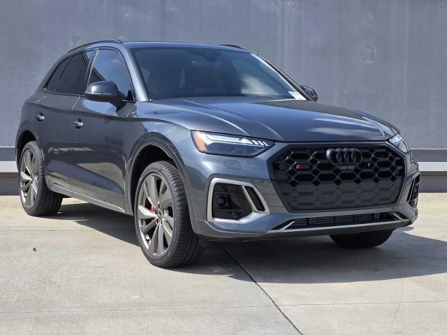 2025 Audi SQ5 Vehicle Photo in SUGAR LAND, TX 77478