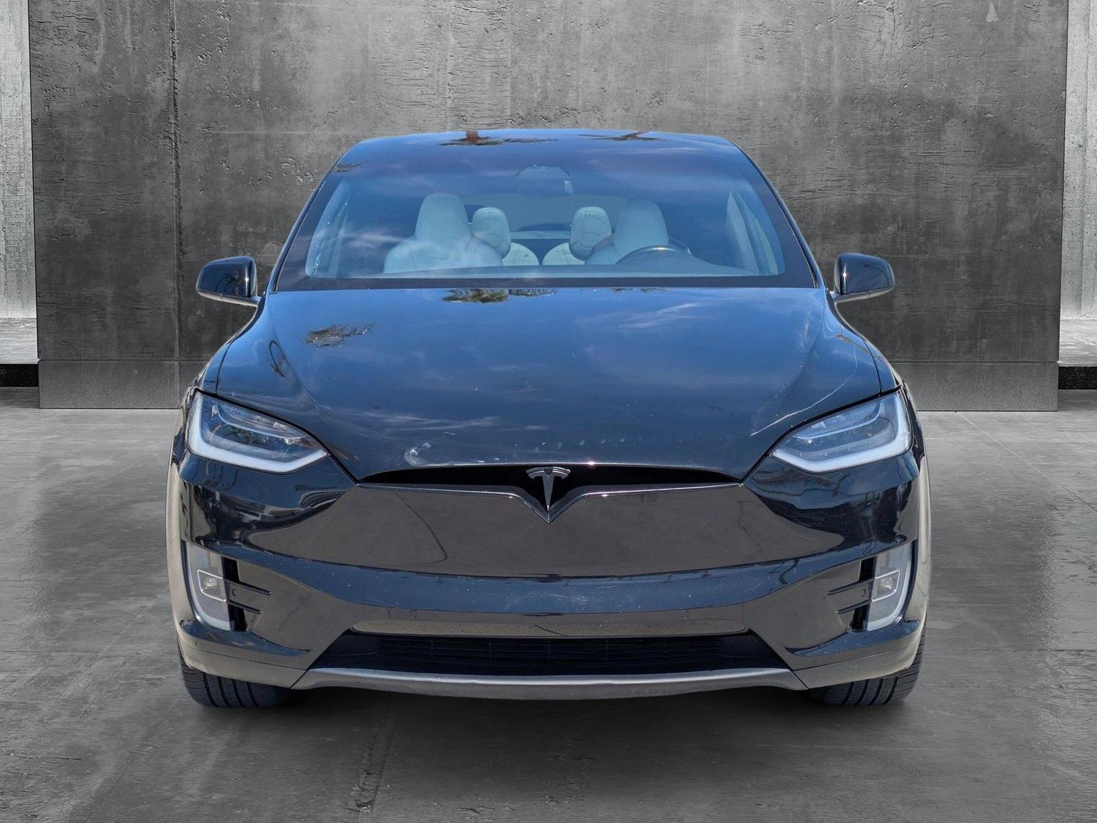 2018 Tesla Model X Vehicle Photo in Tustin, CA 92782