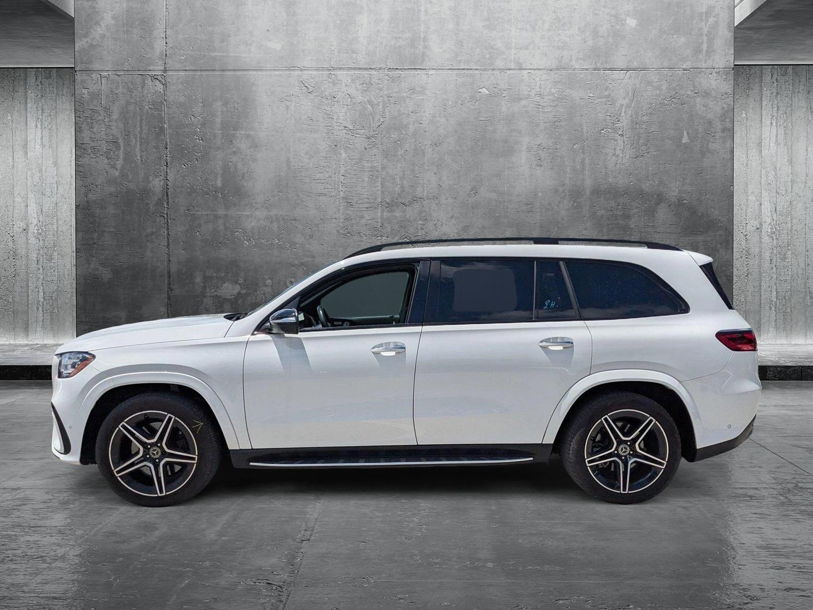 2024 Mercedes-Benz GLS Vehicle Photo in Miami, FL 33169