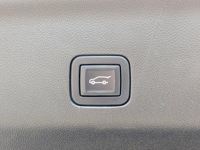 2022 Cadillac Escalade ESV Vehicle Photo in BRUNSWICK, GA 31525-1881