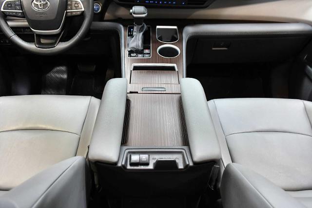 2022 Toyota Sienna Vehicle Photo in DALLAS, TX 75235