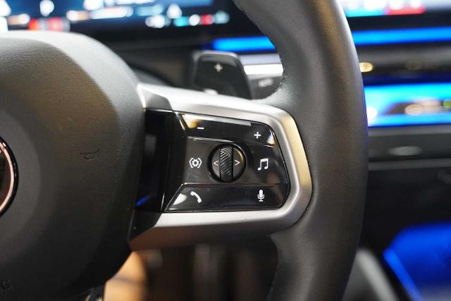 2025 BMW 540i xDrive Vehicle Photo in GRAPEVINE, TX 76051