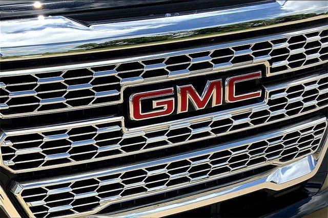 2021 GMC Canyon Vehicle Photo in TOPEKA, KS 66609-0000