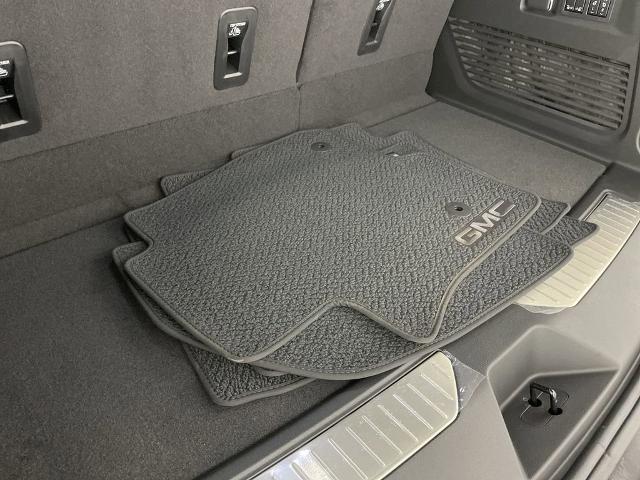 2025 GMC Yukon Vehicle Photo in GILBERT, AZ 85297-0402