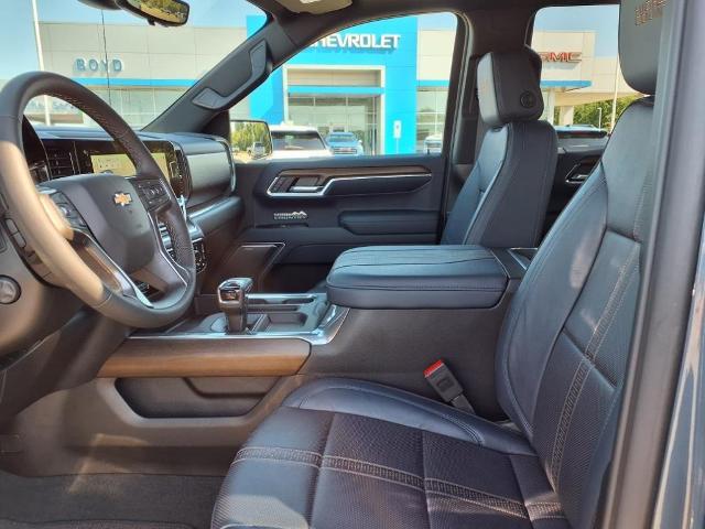 2024 Chevrolet Silverado 1500 Vehicle Photo in EMPORIA, VA 23847-1235