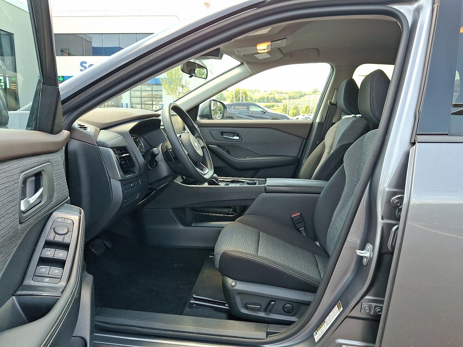 2021 Nissan Rogue Vehicle Photo in Harrisburg, PA 17111