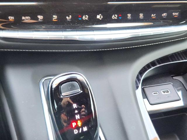 2023 Cadillac Escalade Vehicle Photo in DENTON, TX 76210-9321