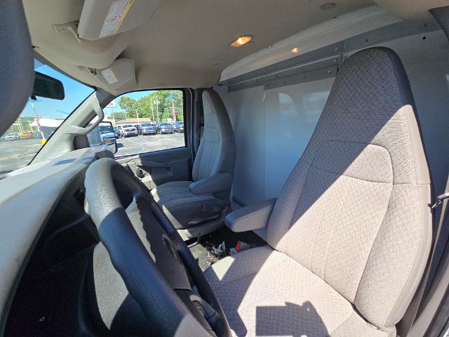 2025 Chevrolet Express Commercial Cutaway Vehicle Photo in INDEPENDENCE, MO 64055-1314