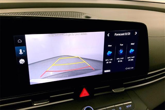 2023 Hyundai ELANTRA Vehicle Photo in Lees Summit, MO 64086