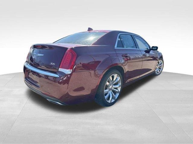 2016 Chrysler 300 Vehicle Photo in MEDINA, OH 44256-9631