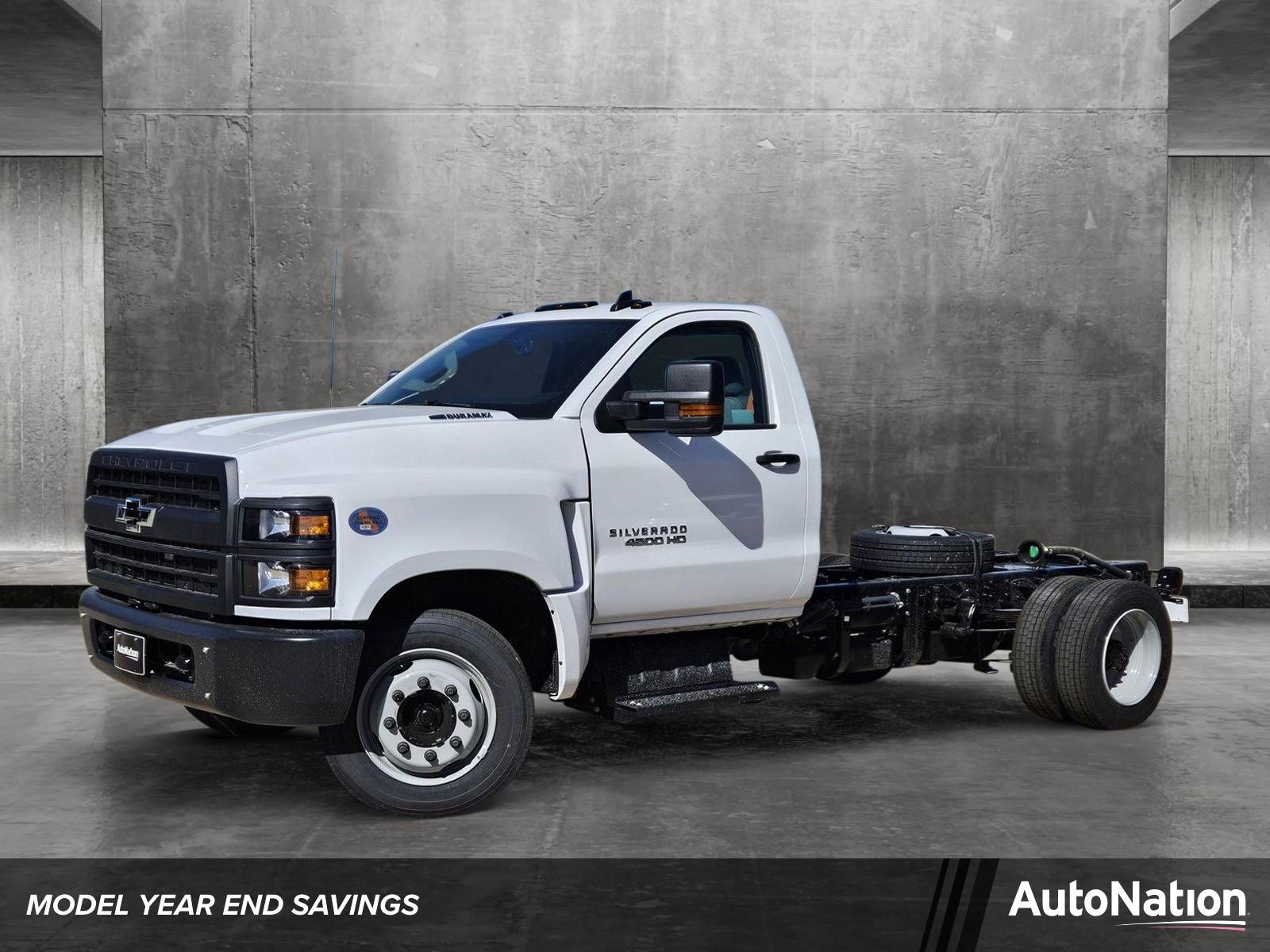 2024 Chevrolet Silverado 4500 HD Vehicle Photo in AMARILLO, TX 79103-4111