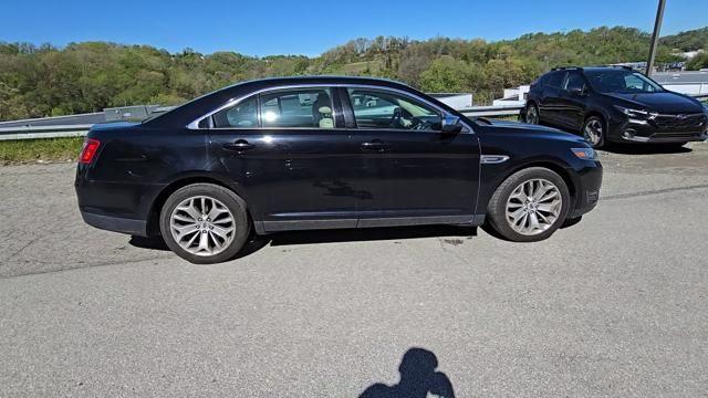 2017 Ford Taurus Vehicle Photo in Pleasant Hills, PA 15236