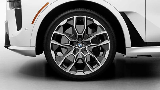 2026 BMW X7 xDrive40i Vehicle Photo in GRAPEVINE, TX 76051
