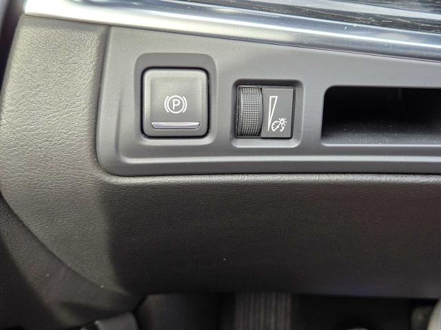 2020 Cadillac XT5 Vehicle Photo in DENTON, TX 76210-9321