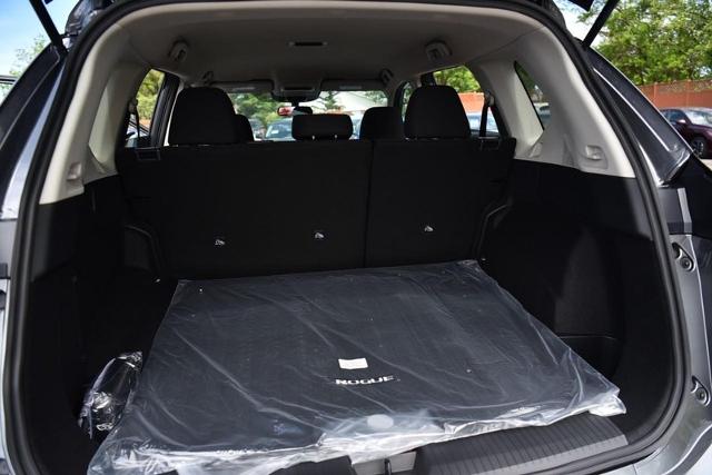2025 Nissan Rogue Vehicle Photo in Ballwin, MO 63011