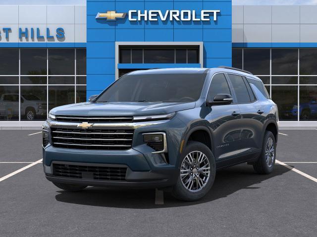 2025 Chevrolet Traverse Vehicle Photo in Roslyn, NY 11576