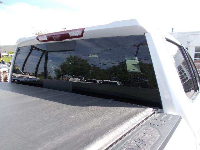 2023 GMC Sierra 1500 Vehicle Photo in LOWELL, MA 01852-4336