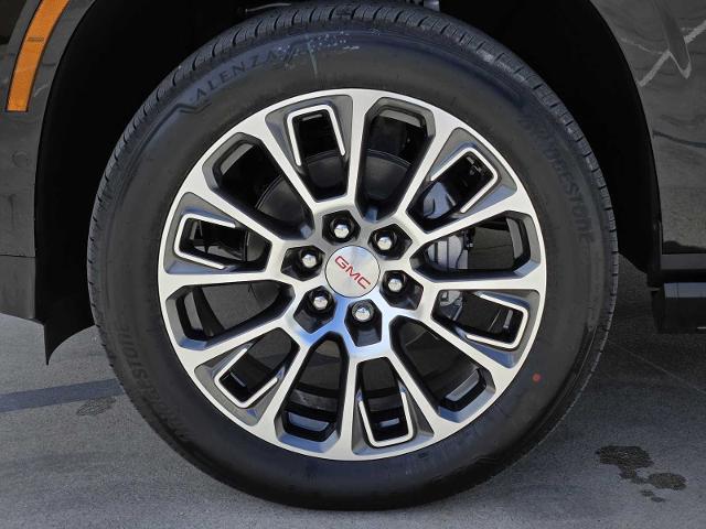2025 GMC Yukon Vehicle Photo in DALLAS, TX 75209-3016