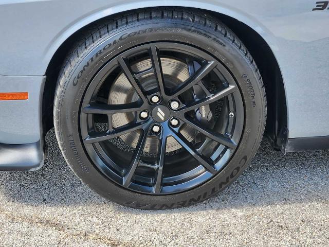 2022 Dodge Challenger Vehicle Photo in DENTON, TX 76210-9321