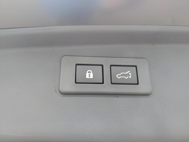 2025 Subaru Outback Vehicle Photo in Green Bay, WI 54304