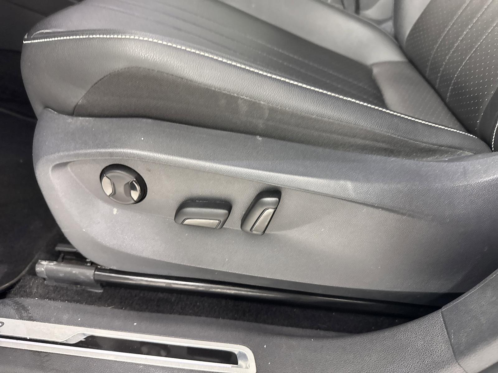2023 Volkswagen Tiguan Vehicle Photo in Georgetown, TX 78626