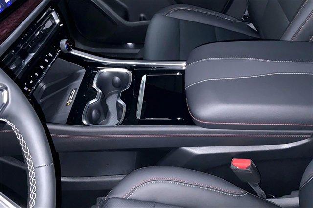 2025 Chevrolet Traverse Vehicle Photo in KANSAS CITY, MO 64114-4502