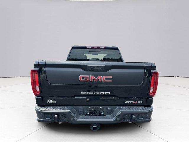 2023 GMC Sierra 1500 Vehicle Photo in LEOMINSTER, MA 01453-2952