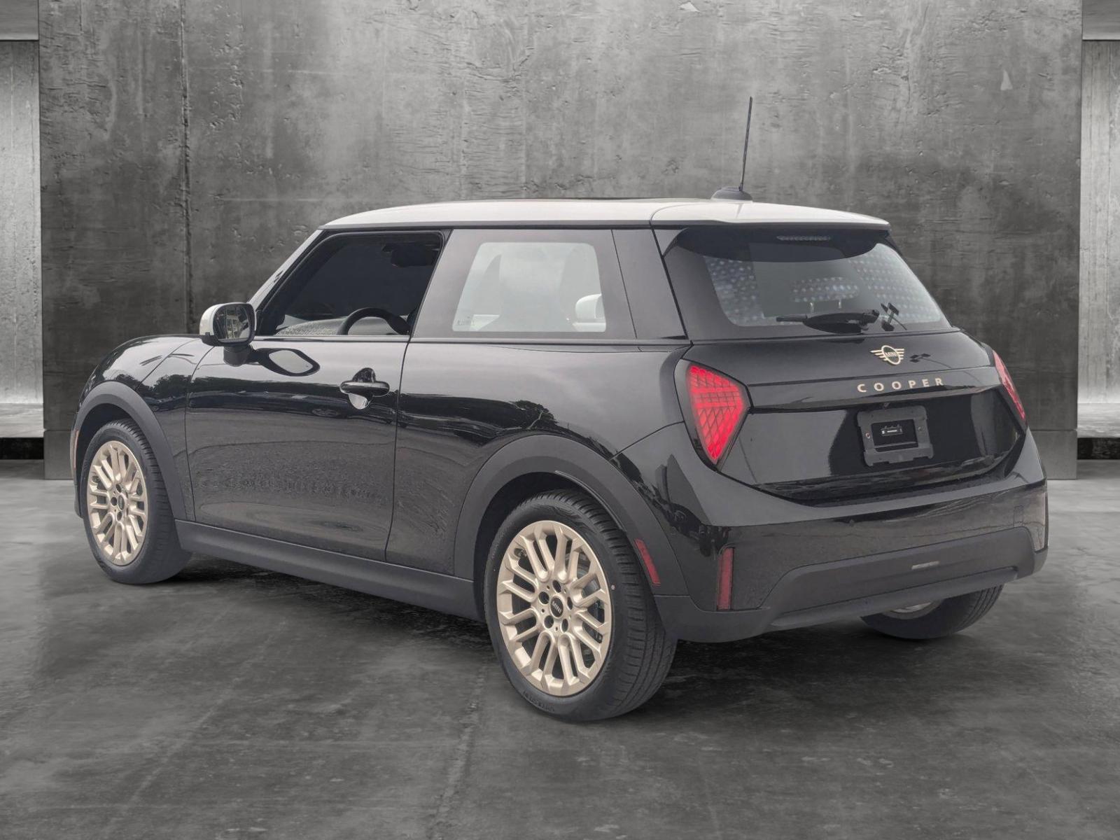 2025 MINI Cooper Hardtop 2 Door Iconic Vehicle Photo in Towson, MD 21204