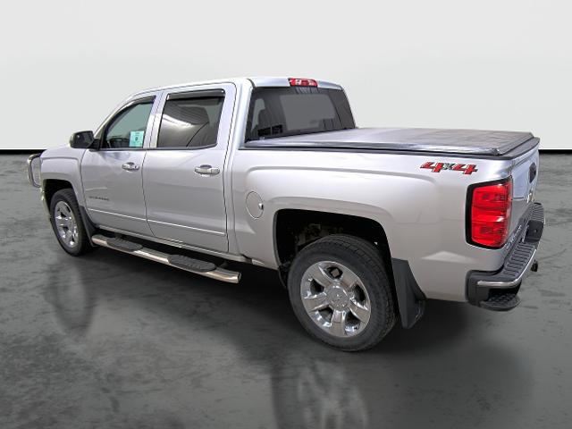 Used 2018 Chevrolet Silverado 1500 LT with VIN 3GCUKRER8JG401168 for sale in Hannibal, MO