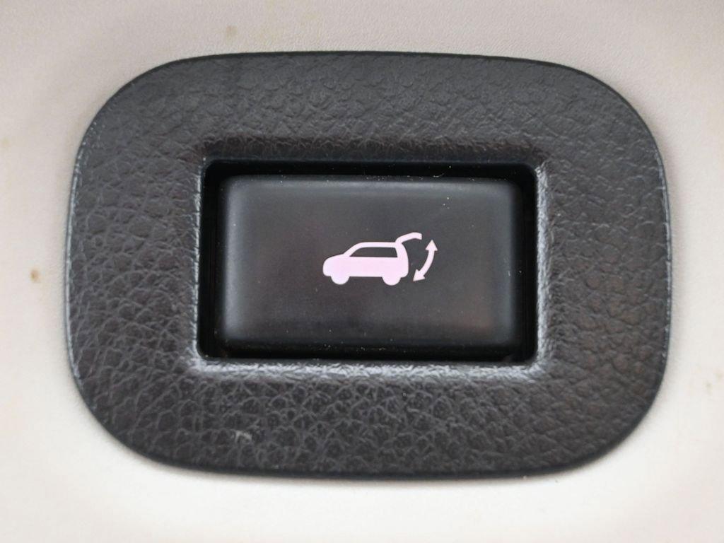 2016 Nissan Rogue Vehicle Photo in Marion, IA 52302