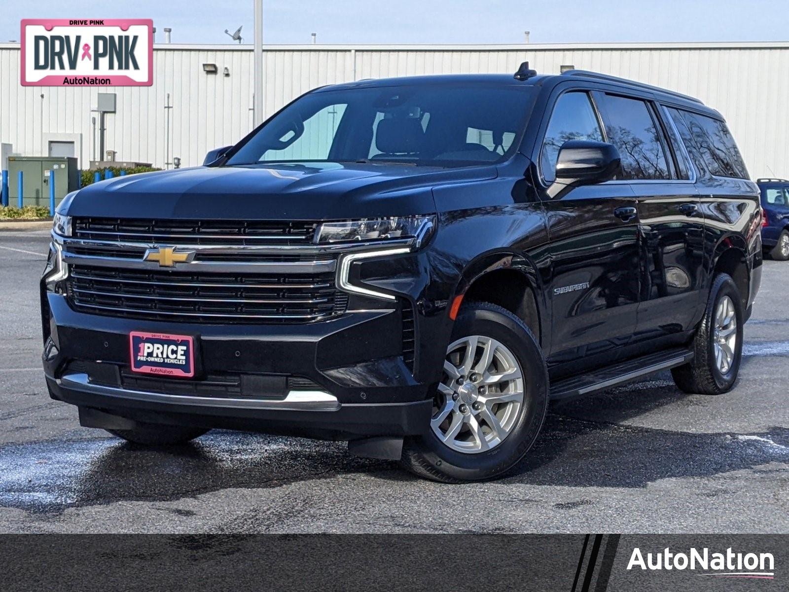 2023 Chevrolet Suburban Vehicle Photo in TIMONIUM, MD 21093-2300