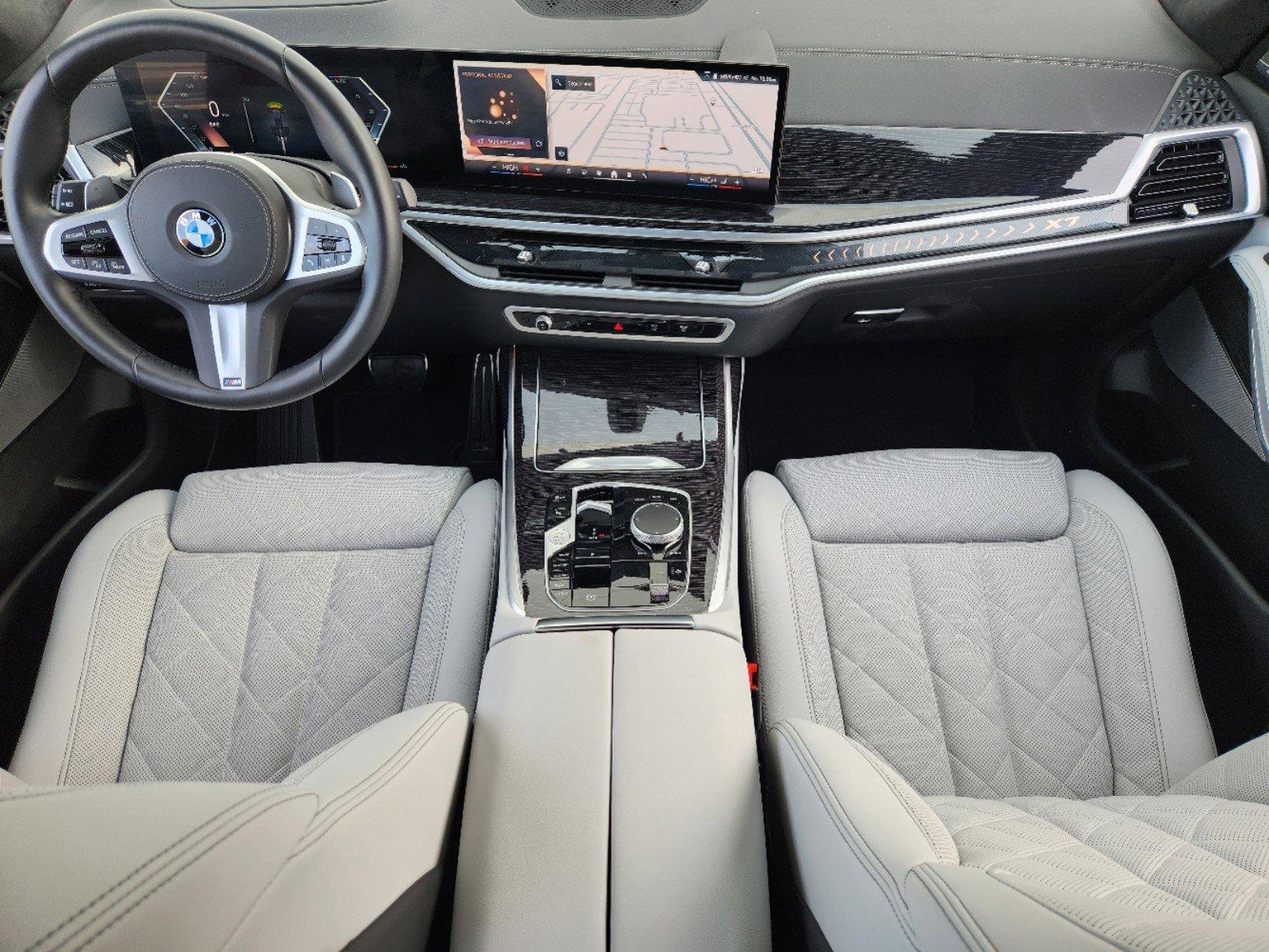 2025 BMW X7 xDrive40i Vehicle Photo in PLANO, TX 75024