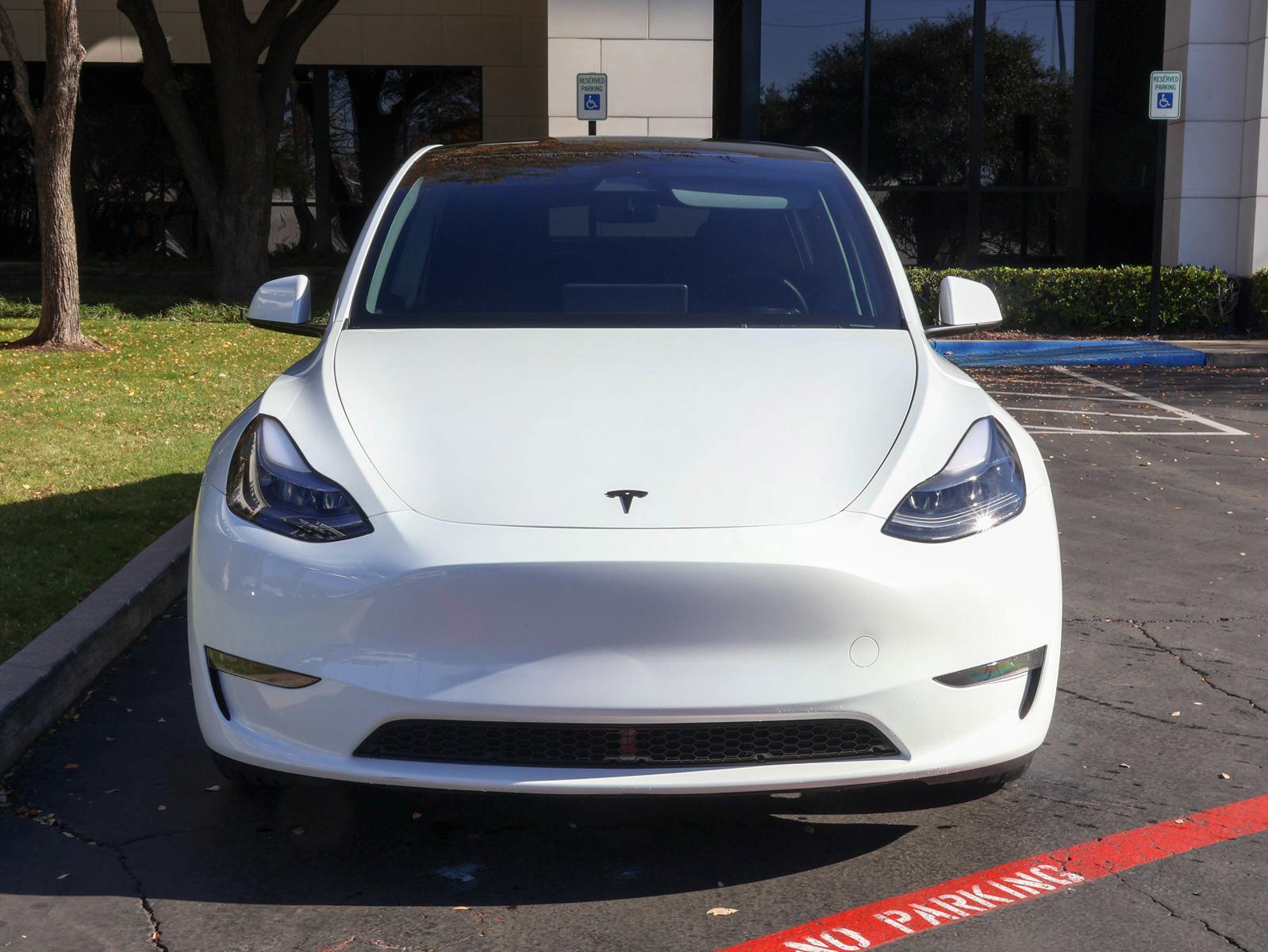 2023 Tesla Model Y Vehicle Photo in DALLAS, TX 75209-3095