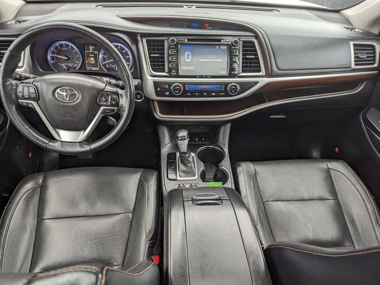 2016 Toyota Highlander Vehicle Photo in Spokane Valley, WA 99212